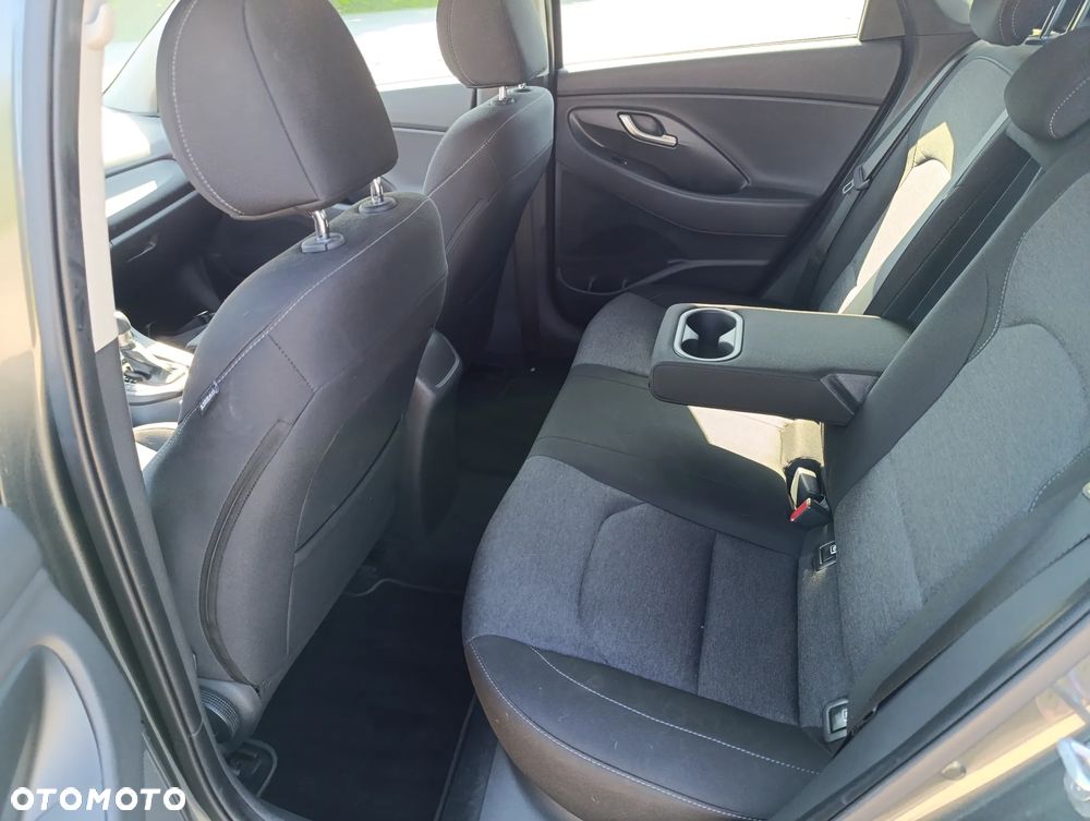 Hyundai i30 1.5 T-GDI 48V Smart DCT - 16