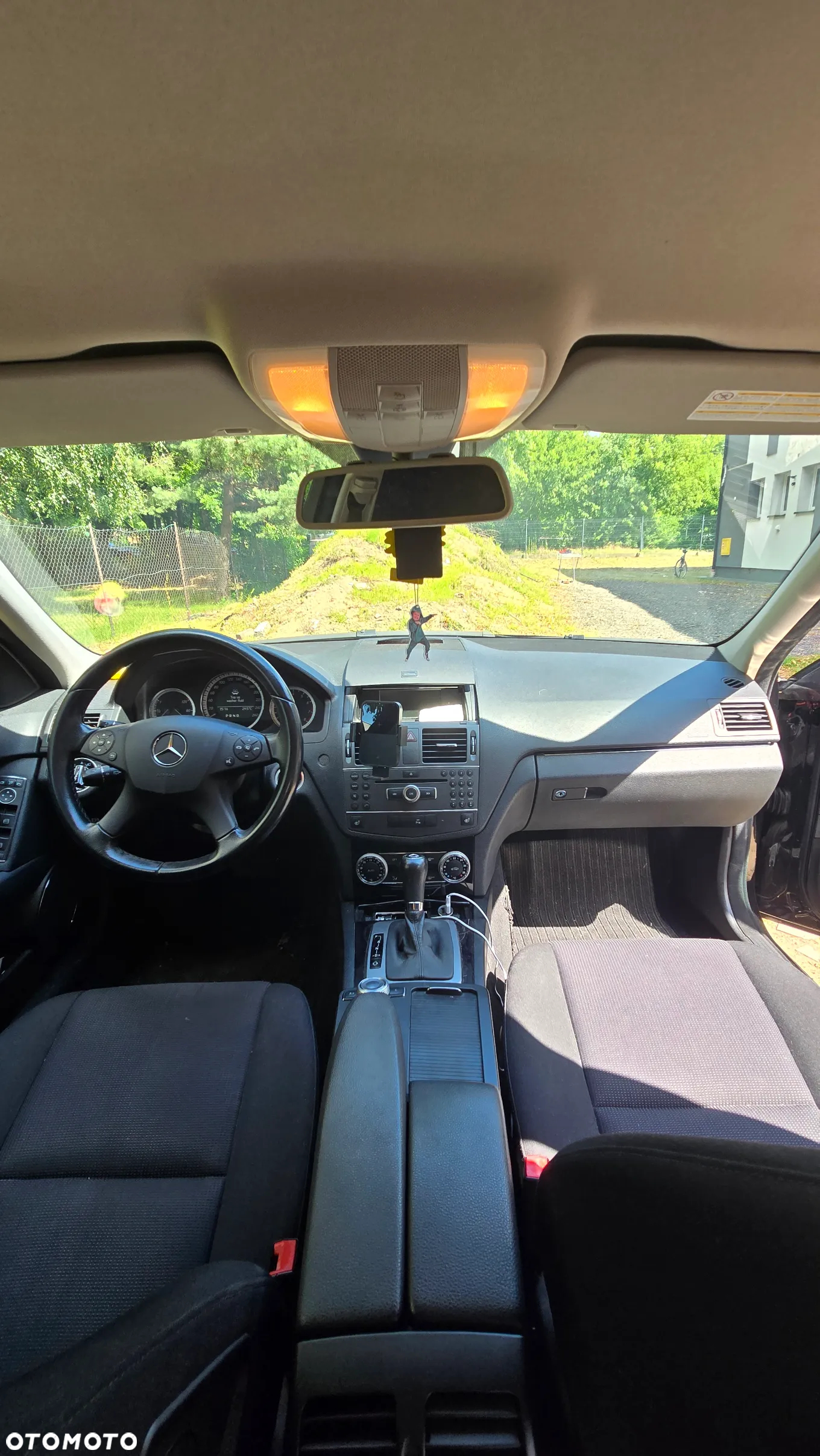 Mercedes-Benz Klasa C 180 T CGI Automatik BlueEFFICIENCY - 13