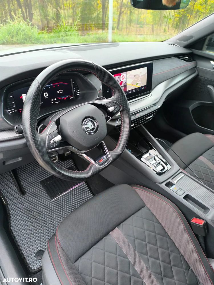 Skoda Octavia 2.0 TDI DSG RS - 13