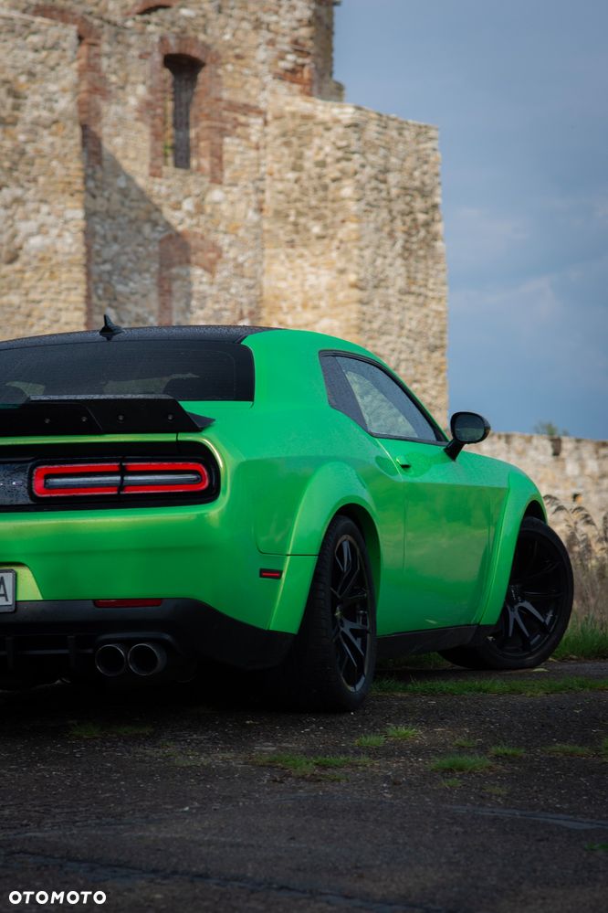 Dodge Challenger 6.4 Scat PackWidebody - 6