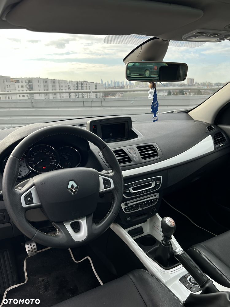 Renault Megane 1.9 dCi Monaco - 11