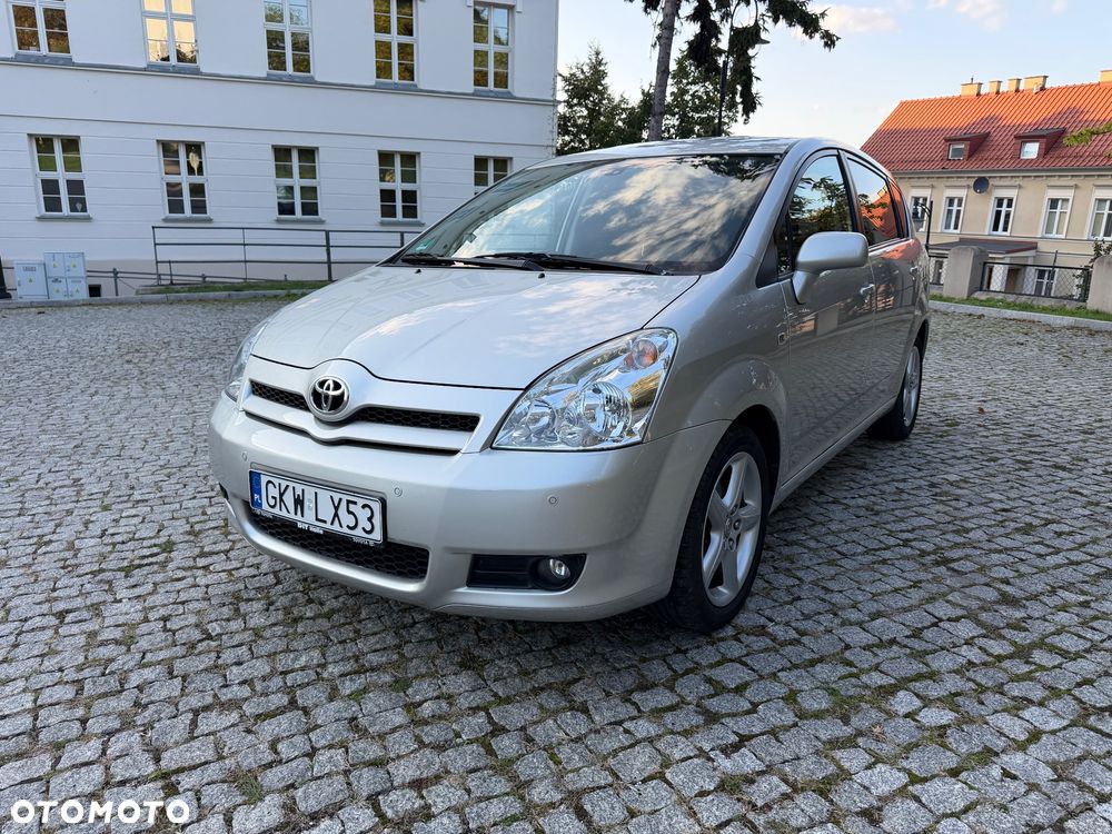 Toyota Corolla Verso 1.8 Sol 7os - 1