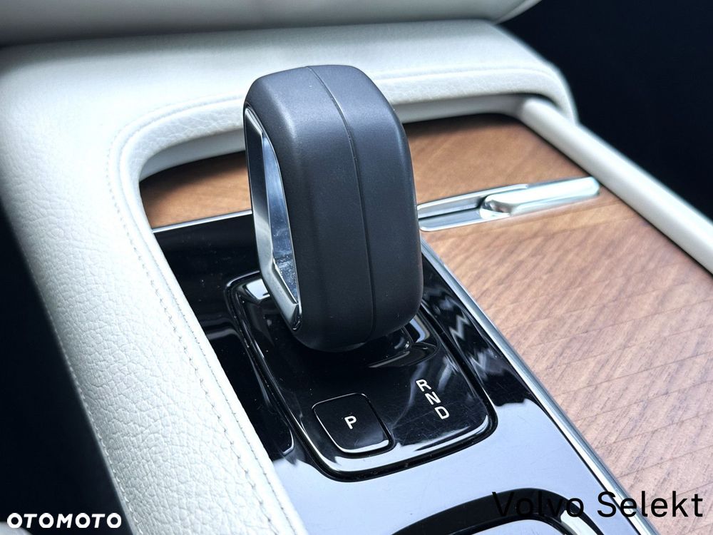 Volvo S90 - 22
