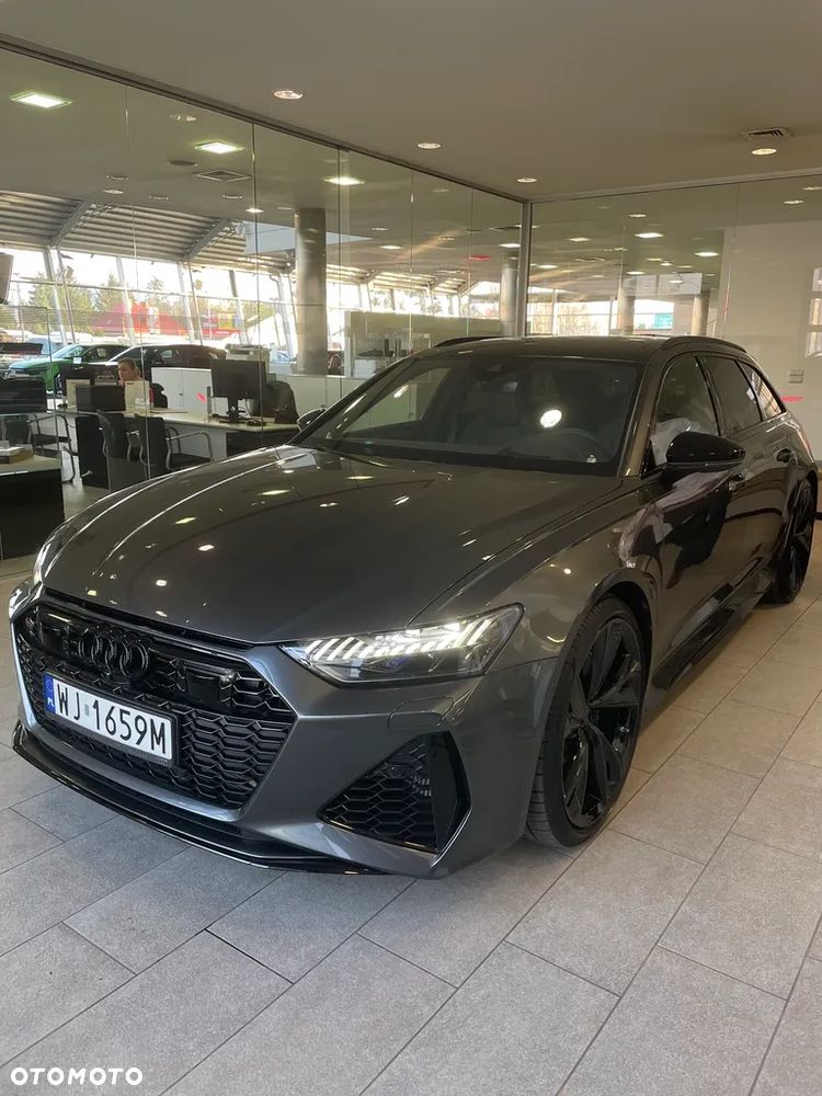 Audi RS6 Avant - 21