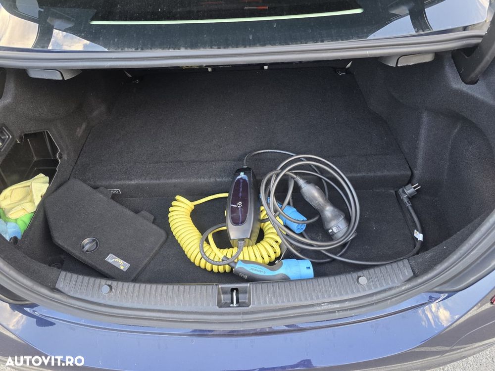 Mercedes-Benz C 350 e T-Modell Aut - 11