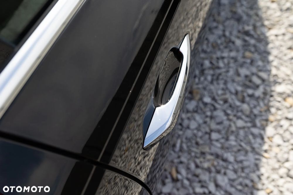 Audi A4 Avant 40 TDI quattro S tronic - 40