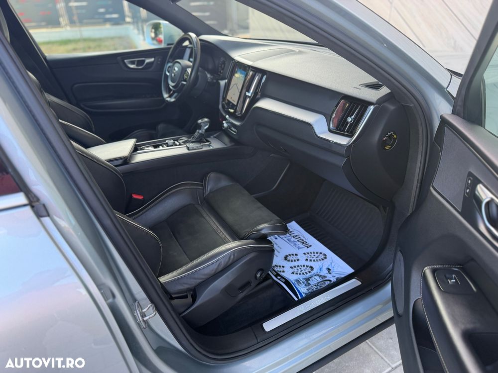 Volvo XC 60 D4 AWD Geartronic RDesign - 14