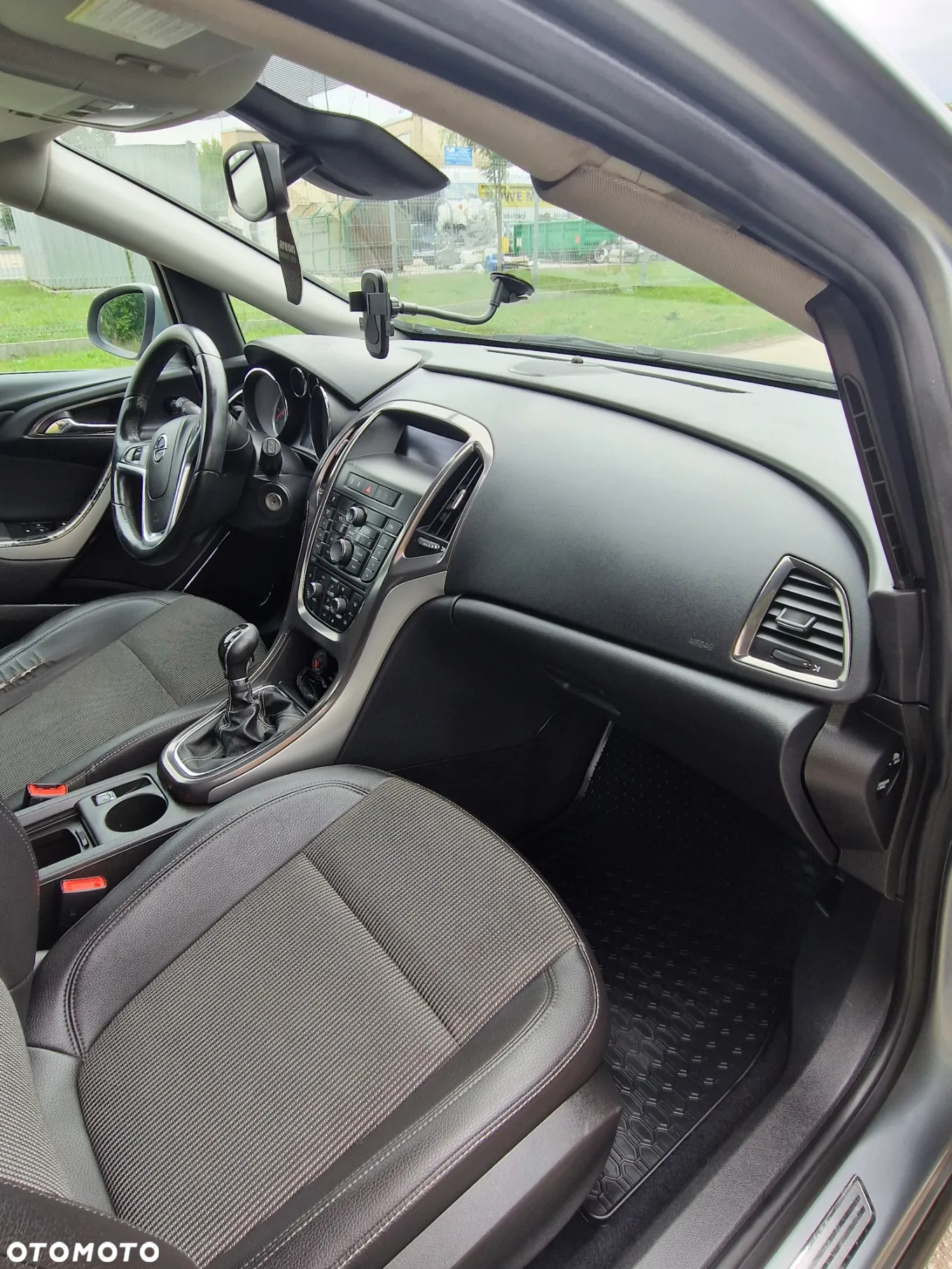 Opel Astra IV 1.4 T Cosmo - 20