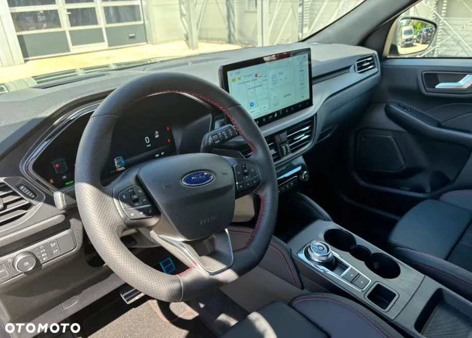 Ford Kuga 2.5 FHEV AWD ST-Line eCVT - 12