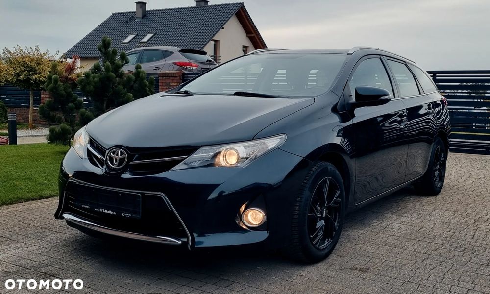 Toyota Auris 1.6 Valvematic Comfort - 9