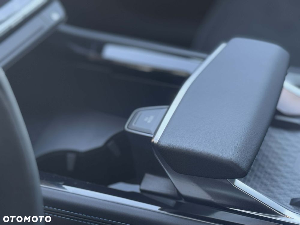 Renault Rafale 1.2 E-Tech PHEV 4x4 300 esprit Alpine MMT - 9