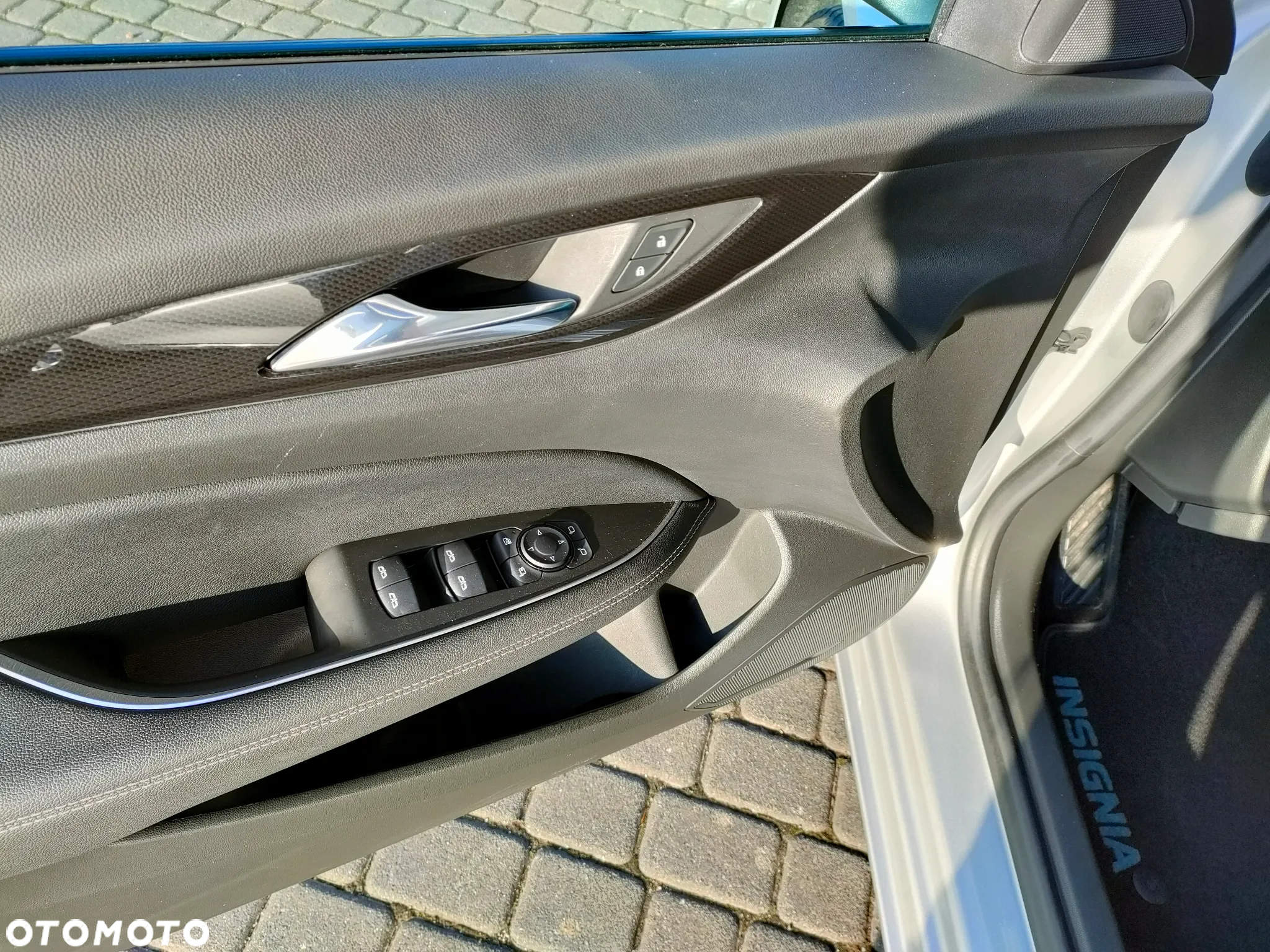 Opel Insignia 2.0 CDTI Elegance S&S - 12