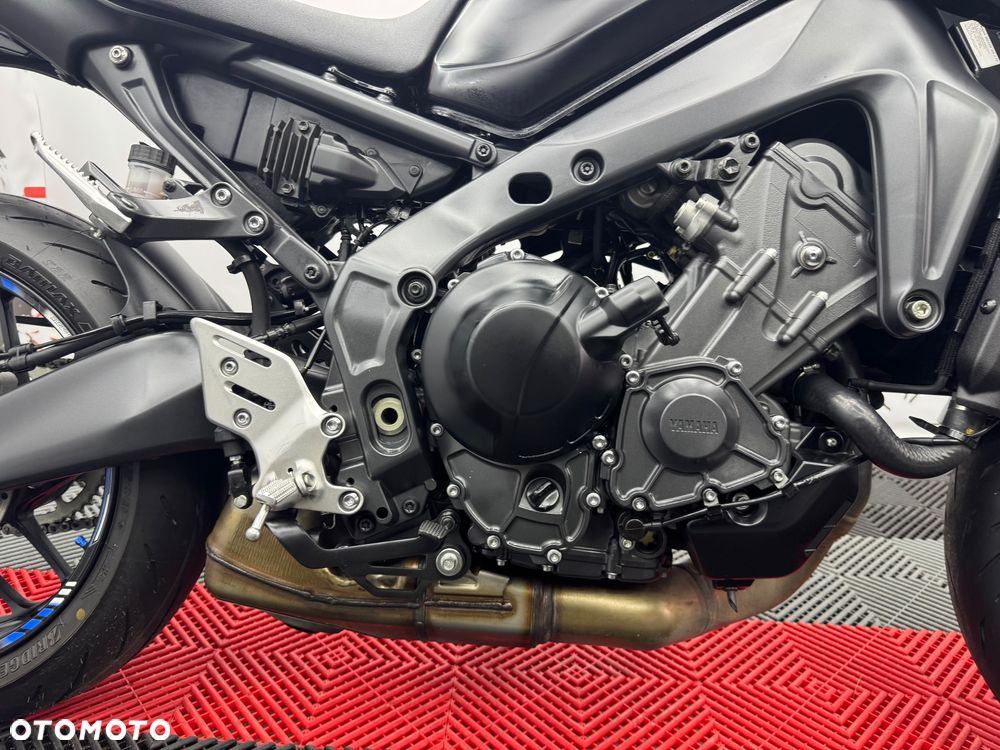 Yamaha MT - 40