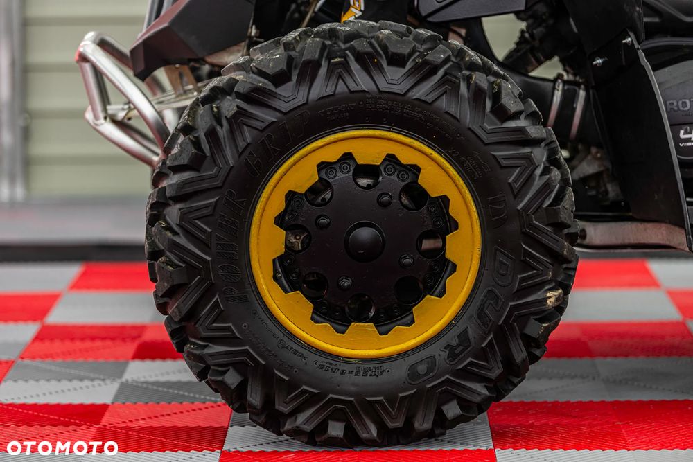 Can-Am Renegade - 12
