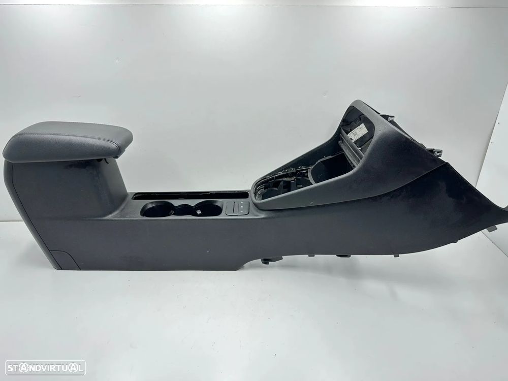 Apoio Braço / Consola Central - Ford Fiesta VII (2018) - 2