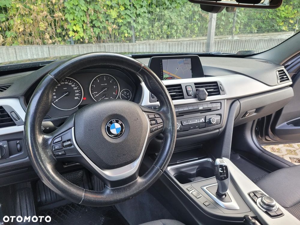 BMW Seria 3 - 16