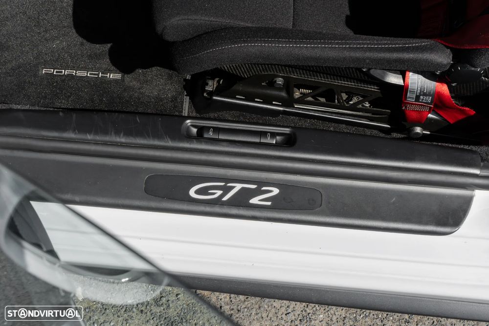Porsche 911 (997) GT2 - 21