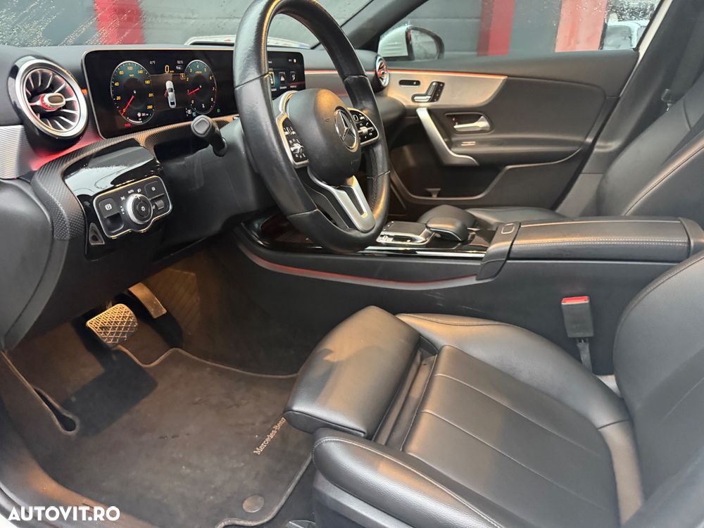 Mercedes-Benz A 220 7G-DCT - 16