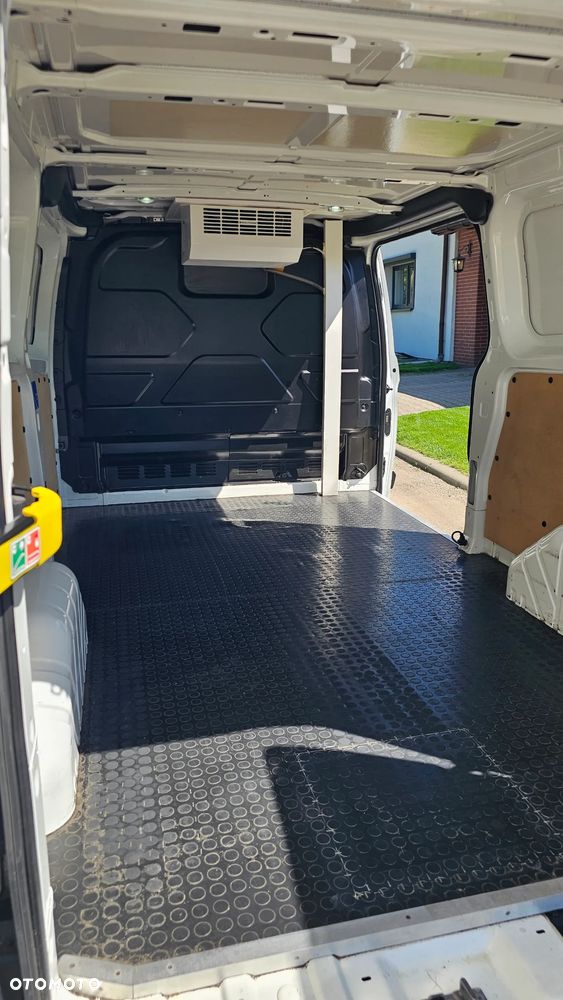 Ford TRANSIT CUSTOM - 31