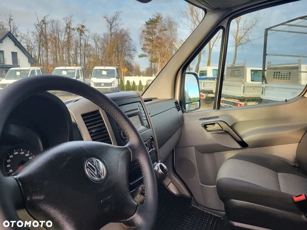 Volkswagen Crafter blaszak z zabudową warsztatową sortimo klima super stan - 11