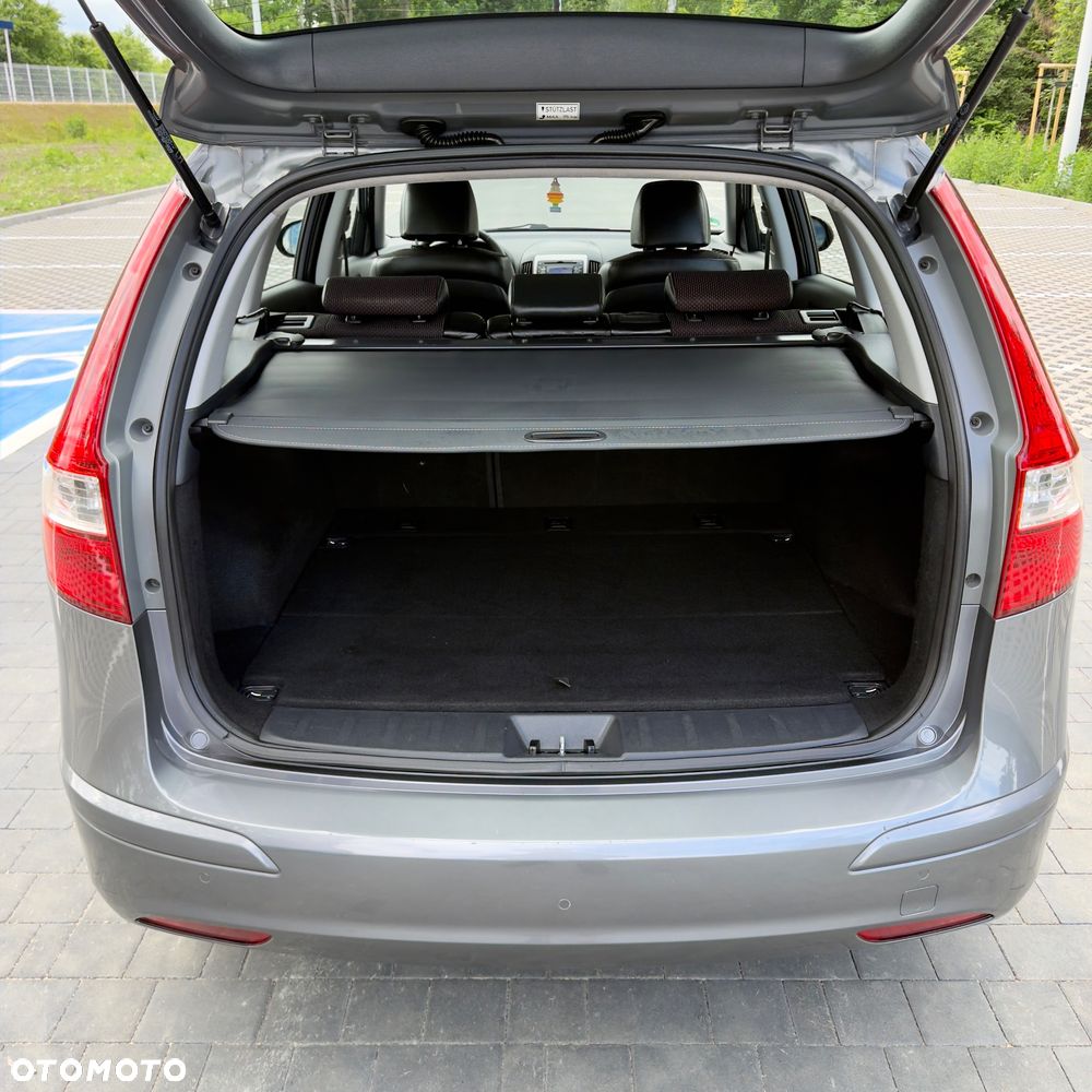 Hyundai i30 1.6 CRDi Blue Comfort - 14