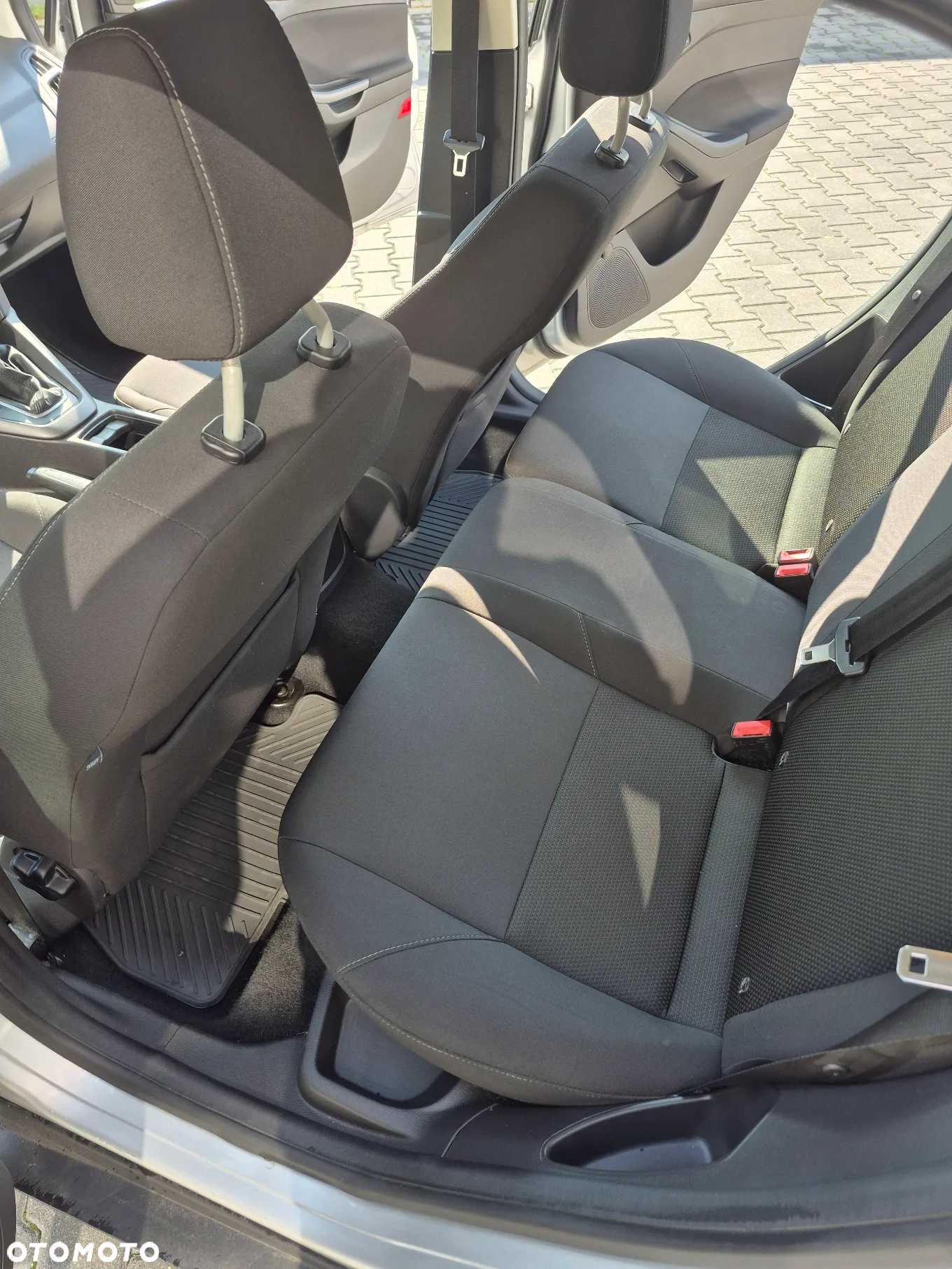 Ford Focus 1.6 Trend - 11