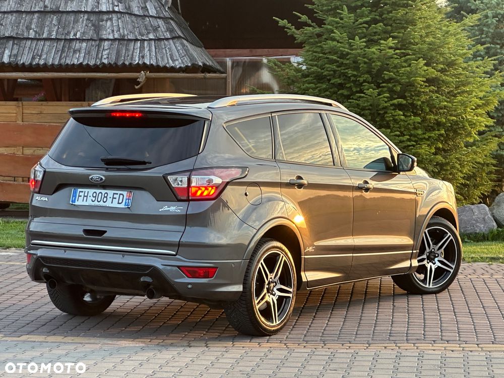 Ford Kuga 2.0 TDCi FWD ST-Line - 14