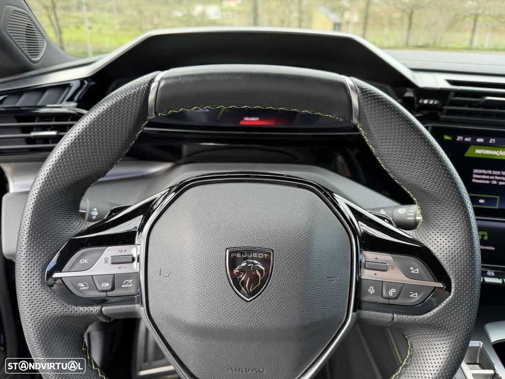 Peugeot 408 1.2 PureTech GT EAT8 - 22