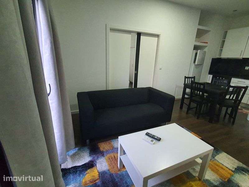 Arrenda T1 Mobilado - Abrantes - Grande imagem: 3/11