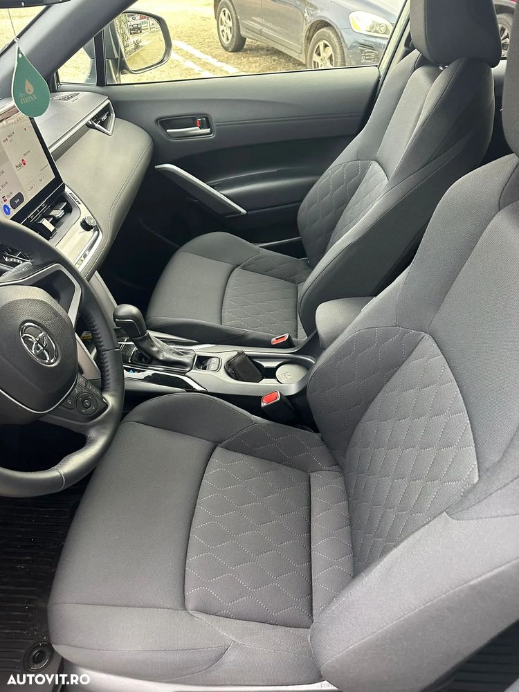 Toyota Corolla Sedan 1.6 CVT Dynamic - 9