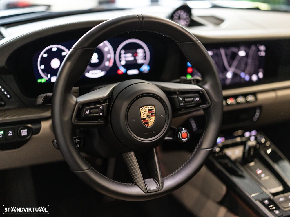 Porsche 911 (992) Carrera PDK - 52
