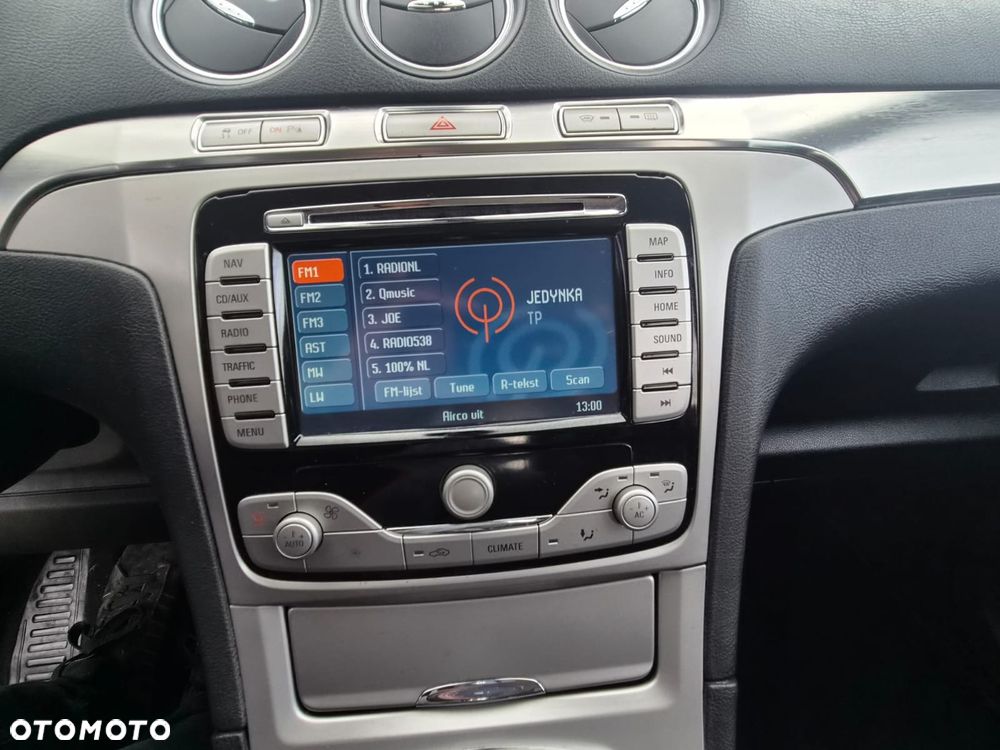 Ford S-Max 2.0 Titanium - 28