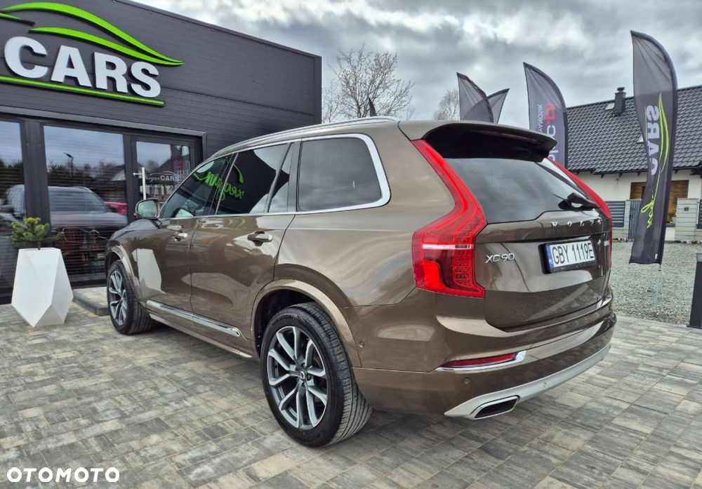 Volvo XC 90 - 30