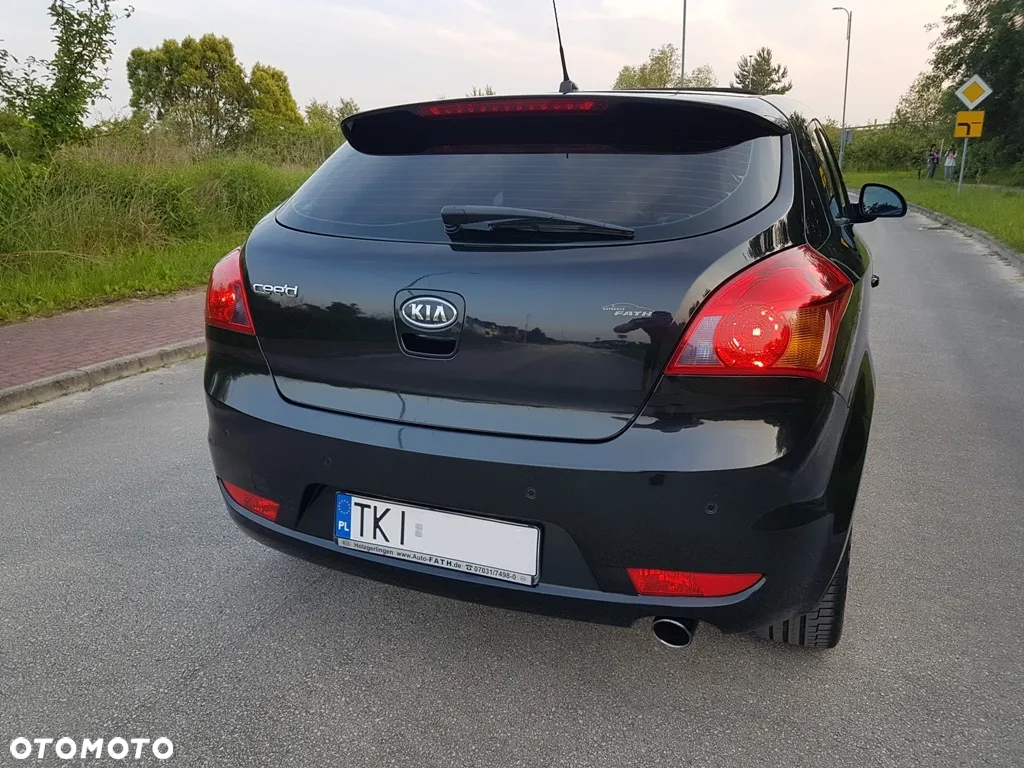 Kia ProCeed Pro_cee'd 2.0 Optimum + - 8