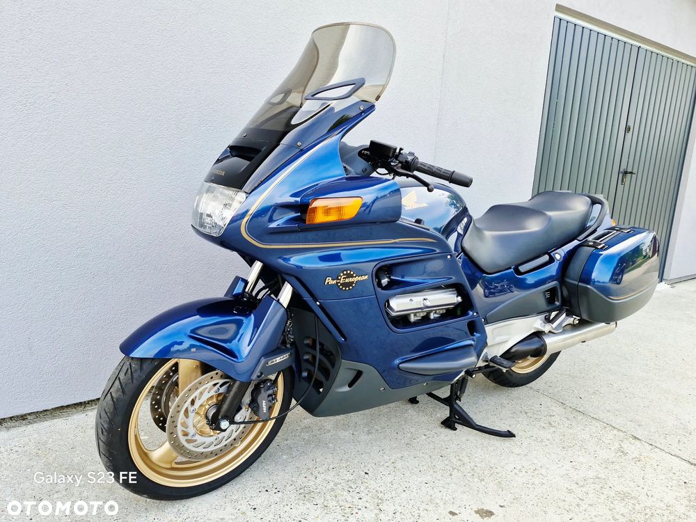 Honda ST - 3