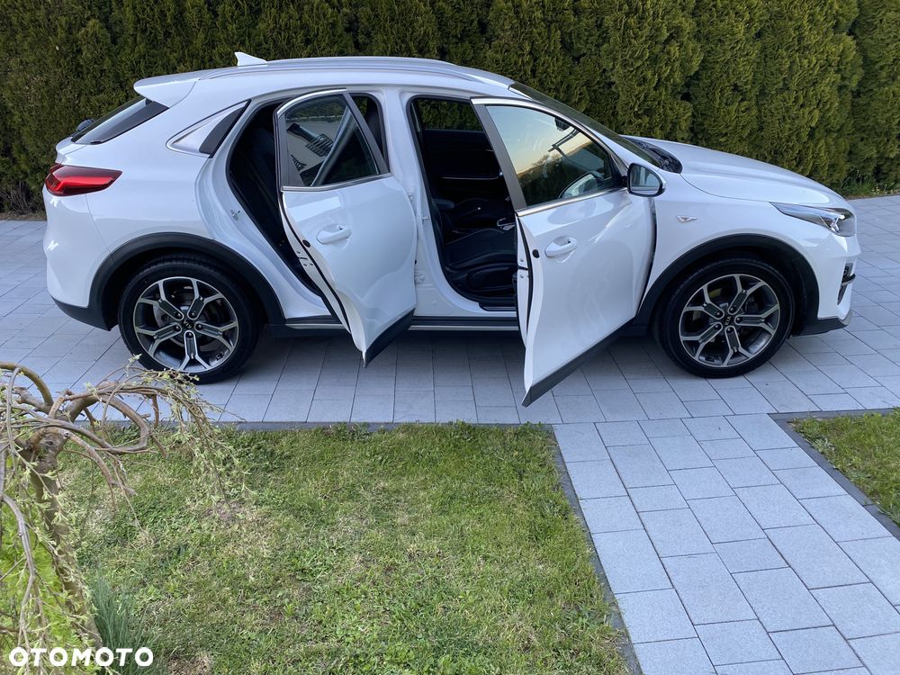 Kia XCeed 1.4 T-GDI L Business Line - 24