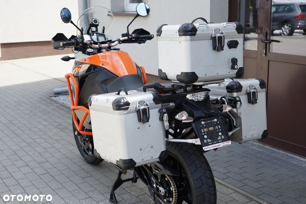 KTM Adventure - 25
