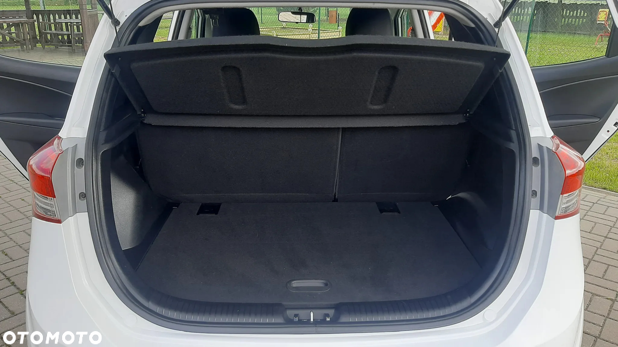 Hyundai ix20 1.4 Comfort - 33