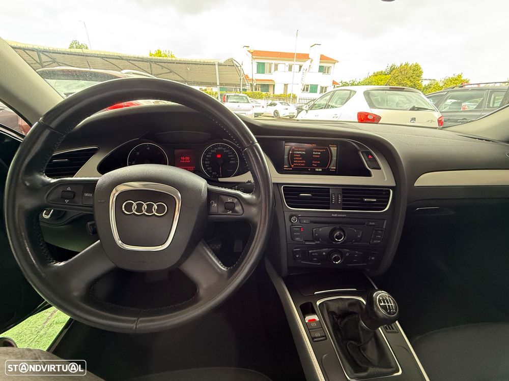 Audi A4 2.0 TDI Advance - 9