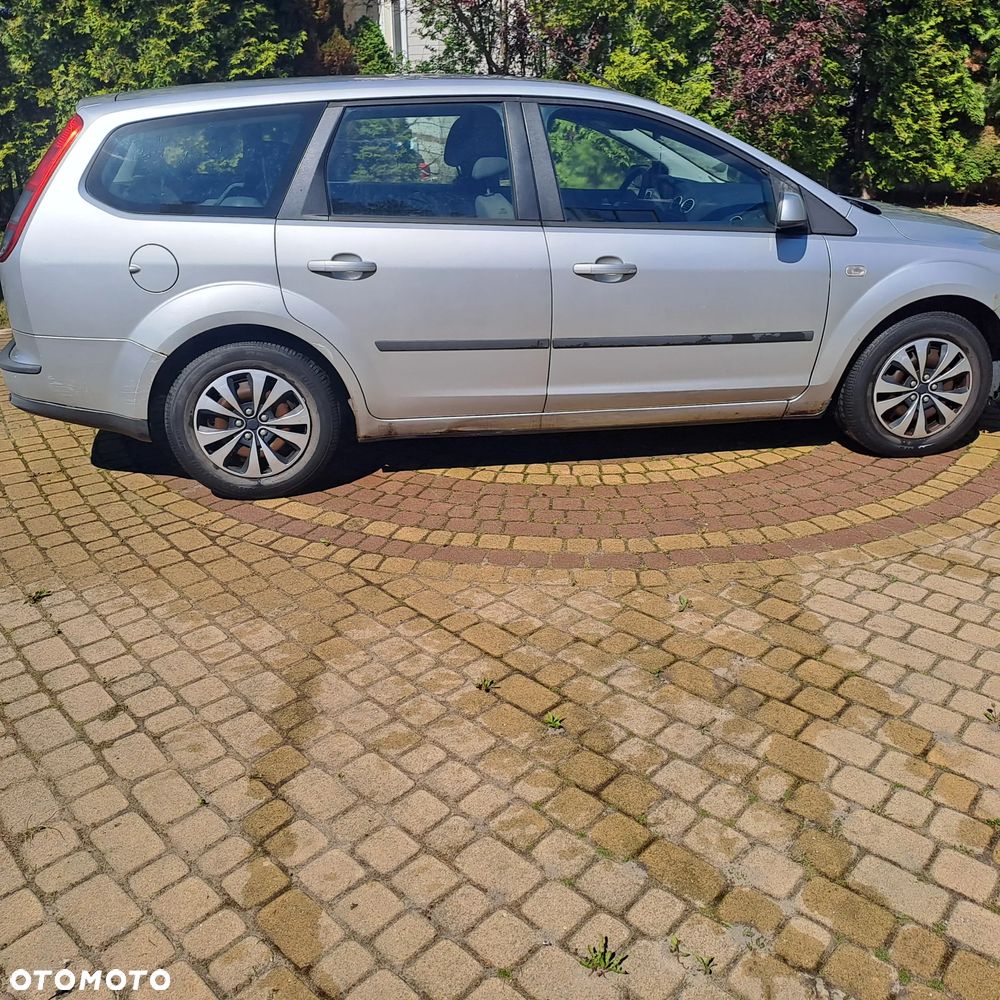 Ford Focus - 12