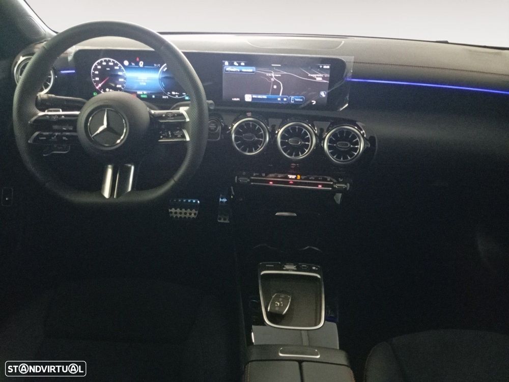 Mercedes-Benz CLA 250 - 10