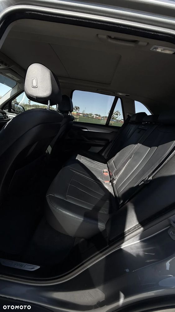 BMW X5 xDrive35i Edition Exclusive - 15