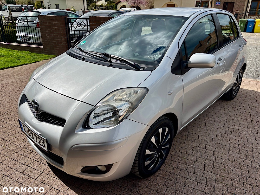 Toyota Yaris 1.33 Prestige - 2