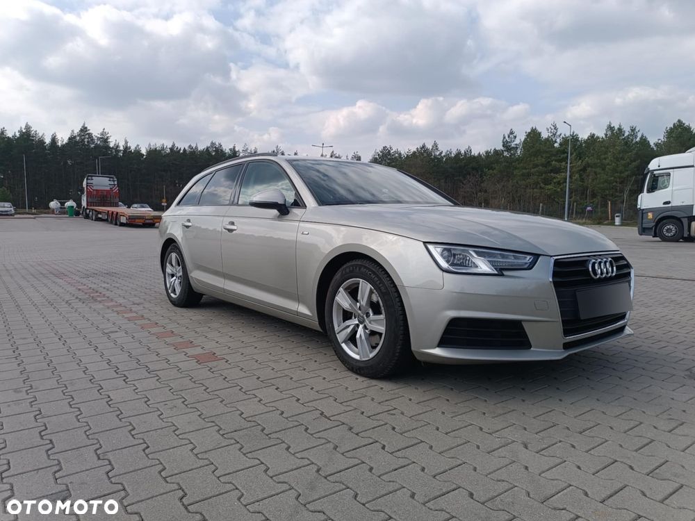 Audi A4 Avant 2.0 TDI - 6