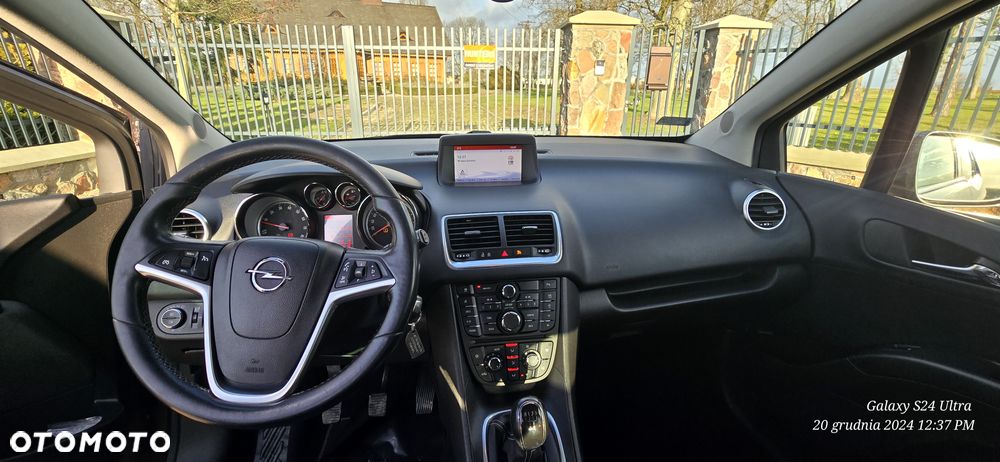 Opel Meriva - 32