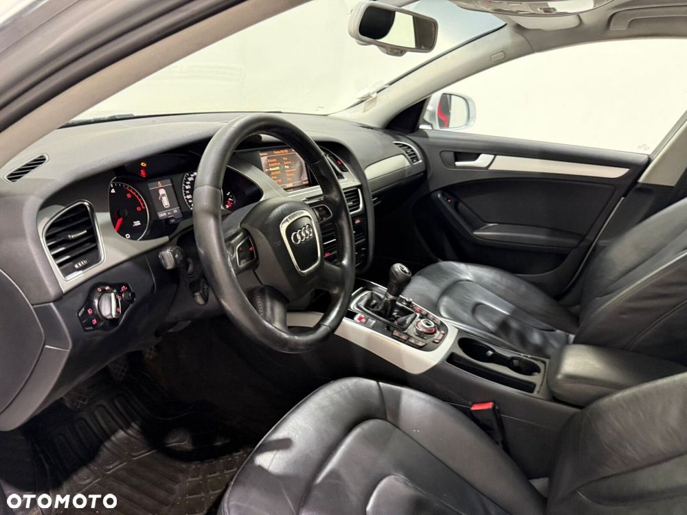 Audi A4 Avant - 27