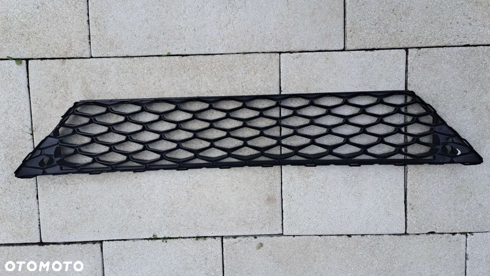 Seat Leon Cupra (5F) Atrapa chłodnicy Grill 5F0853667B - 1