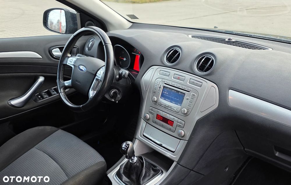 Ford Mondeo 2.0 TDCi Trend - 15