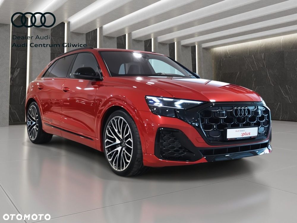 Audi SQ8 - 8
