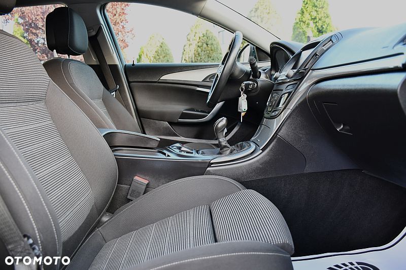 Opel Insignia 1.4 T Cosmo S&S - 7